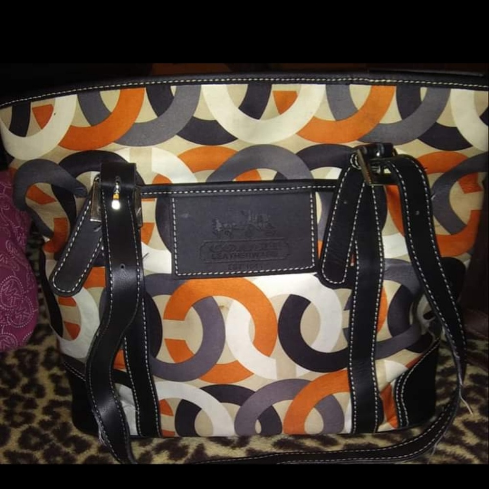 Handbag